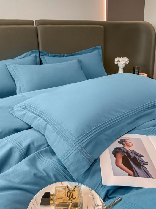 91家纺网 家纺一手货源 找家纺 安妮2022新款轻奢赫本加厚全棉磨毛四件套 赫本星空蓝