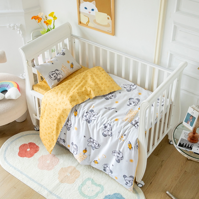 91家纺网 家纺一手货源 找家纺 小芽 迪士尼正版授权全棉幼儿园三件套 遨游米奇