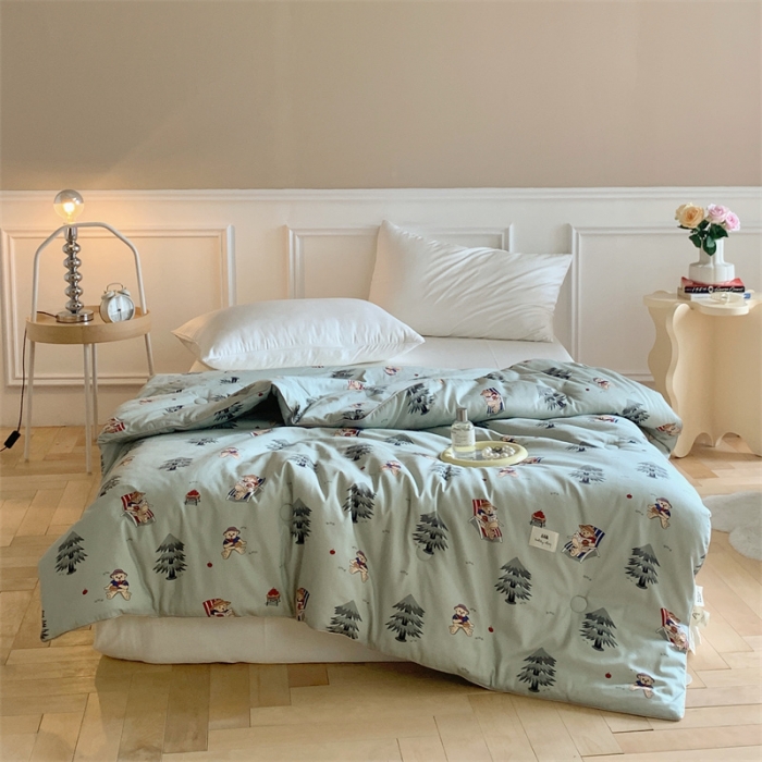 91家纺网 家纺一手货源 找家纺 汇庭 2022新款60s数码印花春秋被 沙滩熊