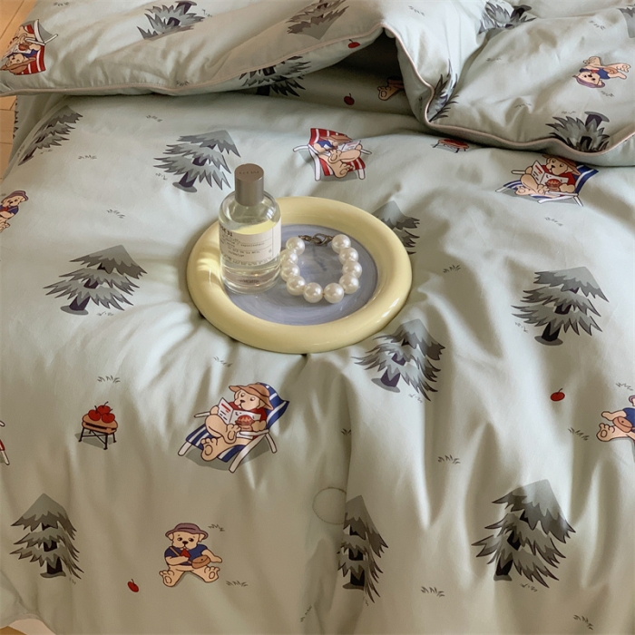 91家纺网 家纺一手货源 找家纺 汇庭 2022新款60s数码印花春秋被 沙滩熊