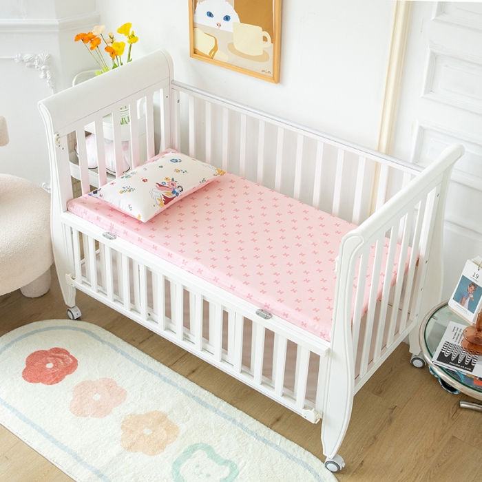 91家纺网 家纺一手货源 找家纺 小芽 迪士尼正版授权全棉幼儿园三件套 梦幻格林