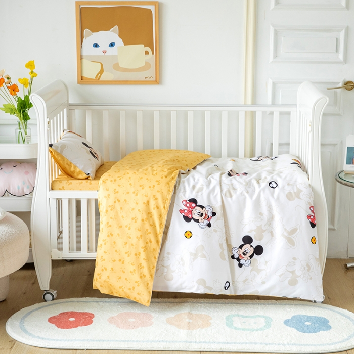 91家纺网 家纺一手货源 找家纺 小芽 迪士尼正版授权全棉幼儿园三件套 米奇乐园