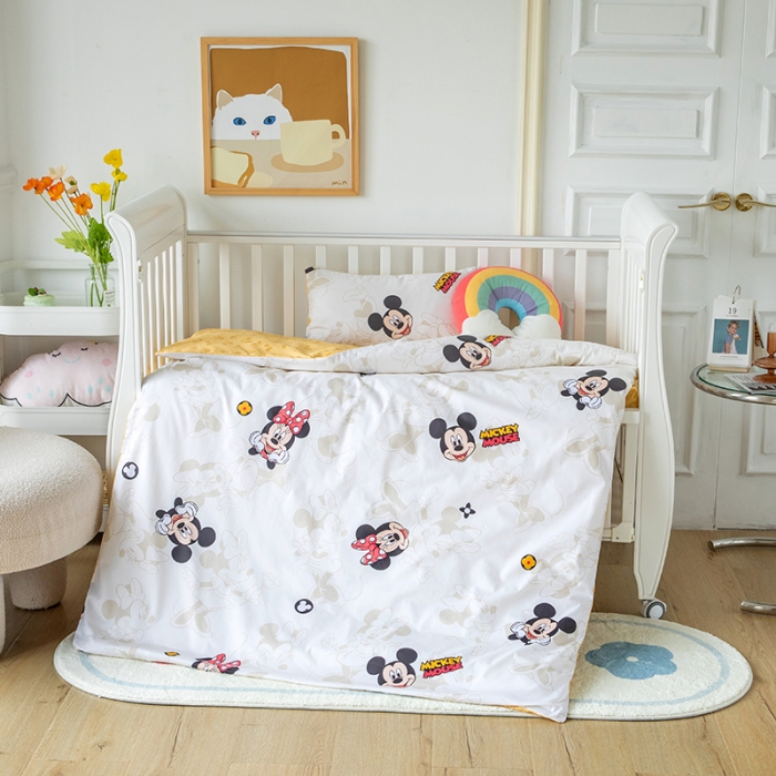 91家纺网 家纺一手货源 找家纺 小芽 迪士尼正版授权全棉幼儿园三件套 米奇乐园