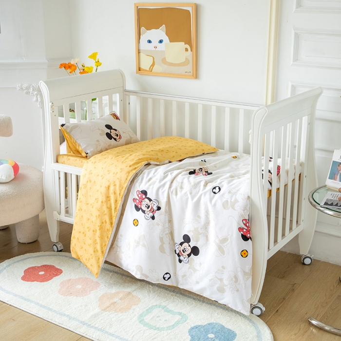 91家纺网 家纺一手货源 找家纺 小芽 迪士尼正版授权全棉幼儿园三件套 米奇乐园