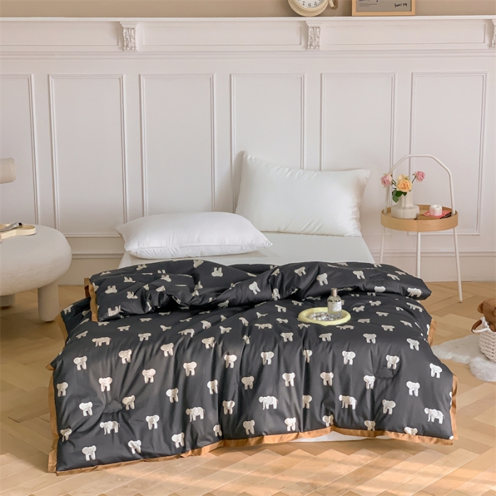 91家纺网 家纺一手货源 找家纺 汇庭 2022新款60s数码印花春秋被 象多多