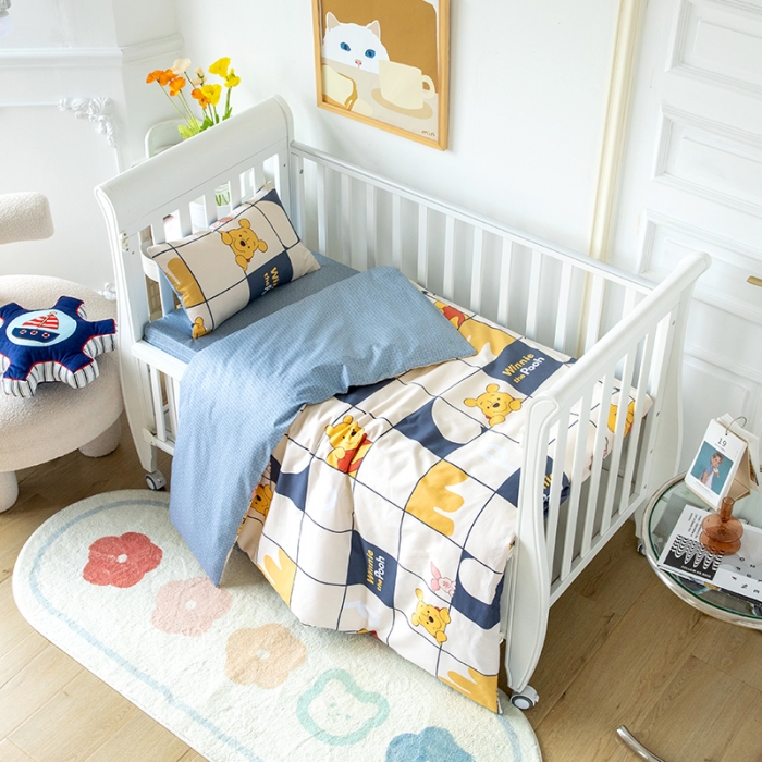 91家纺网 家纺一手货源 找家纺 小芽 迪士尼正版授权全棉幼儿园三件套 维尼宝贝