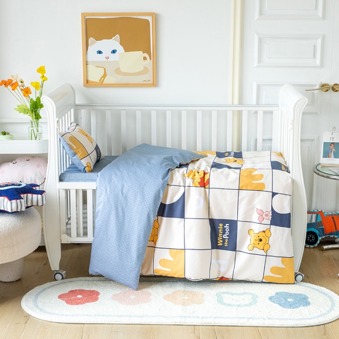 91家纺网 家纺一手货源 找家纺 小芽 迪士尼正版授权全棉幼儿园三件套 维尼宝贝