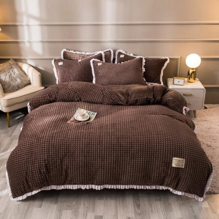 91家纺网 家纺一手货源 找家纺 （总）印季家纺 2024新款浮雕绒牛奶花边四件套