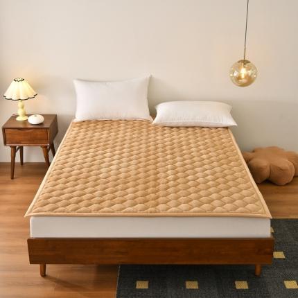 91家纺网 家纺一手货源 找家纺 索弗莱 2022新款 加厚宽边牛奶绒床垫 恐龙