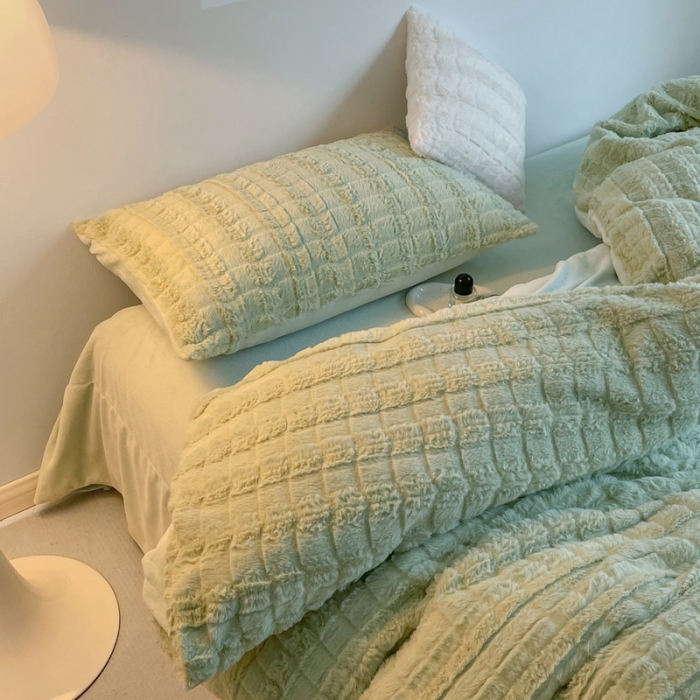 91家纺网 家纺一手货源 找家纺 满座直播爆款高端9斤320克A类獭兔毛绒立体剪花纯色牛奶绒四件套清新绿