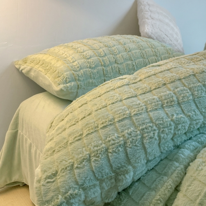 91家纺网 家纺一手货源 找家纺 满座直播爆款高端9斤320克A类獭兔毛绒立体剪花纯色牛奶绒四件套清新绿