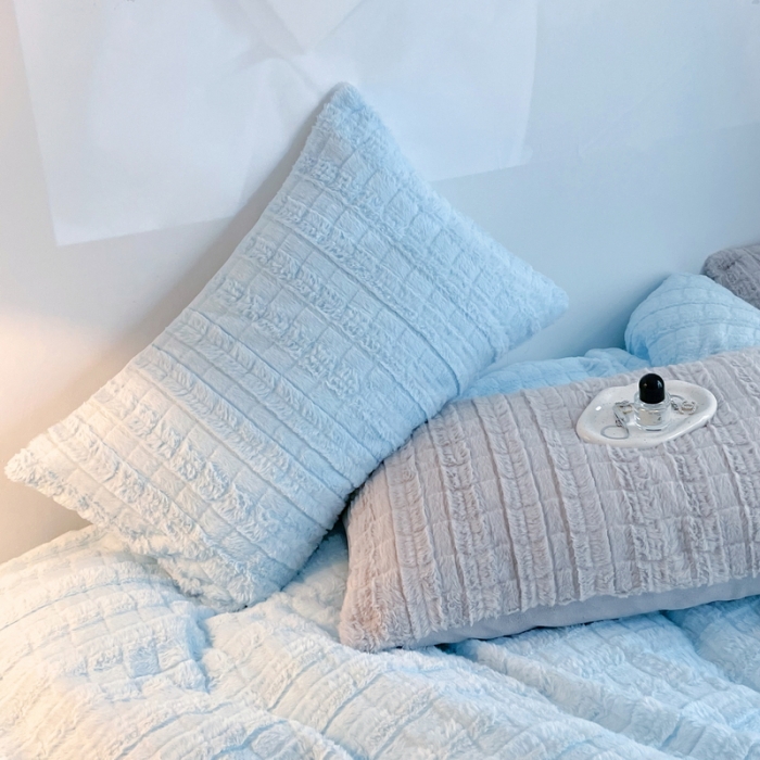 91家纺网 家纺一手货源 找家纺 满座直播爆款高端9斤320克A类獭兔毛绒立体剪花纯色牛奶绒四件套天空蓝