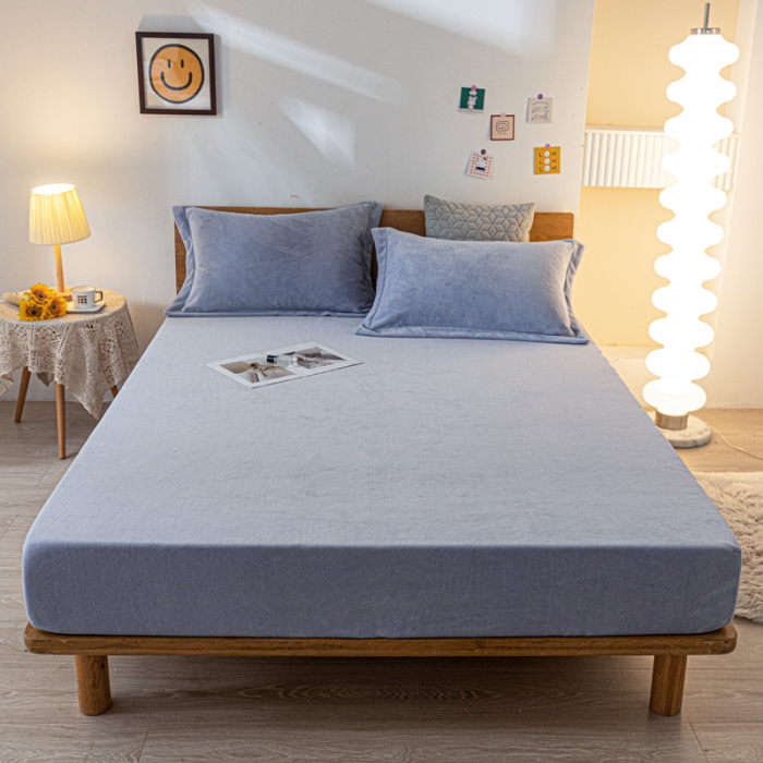 91家纺网 家纺一手货源 找家纺 好阁 2022新款200g牛奶绒单品床笠 冰川蓝