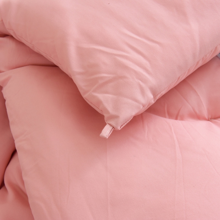 91家纺网 家纺一手货源 找家纺 德芙素色简约日式水洗棉被芯整张仿丝棉春秋被保暖冬被包质检 波尔多红Bordeaux Red