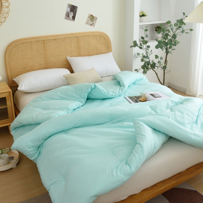 91家纺网 家纺一手货源 找家纺 德芙素色简约日式水洗棉被芯整张仿丝棉春秋被保暖冬被包质检 竹青色Bamboo Cyan