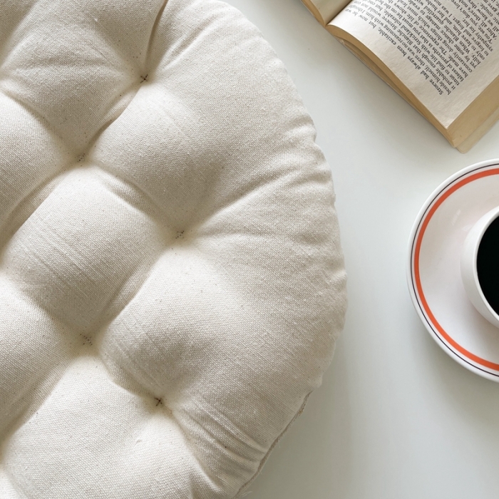 91家纺网 家纺一手货源 找家纺 （总）美茉家居 2022新款闲趣日式多针坐垫