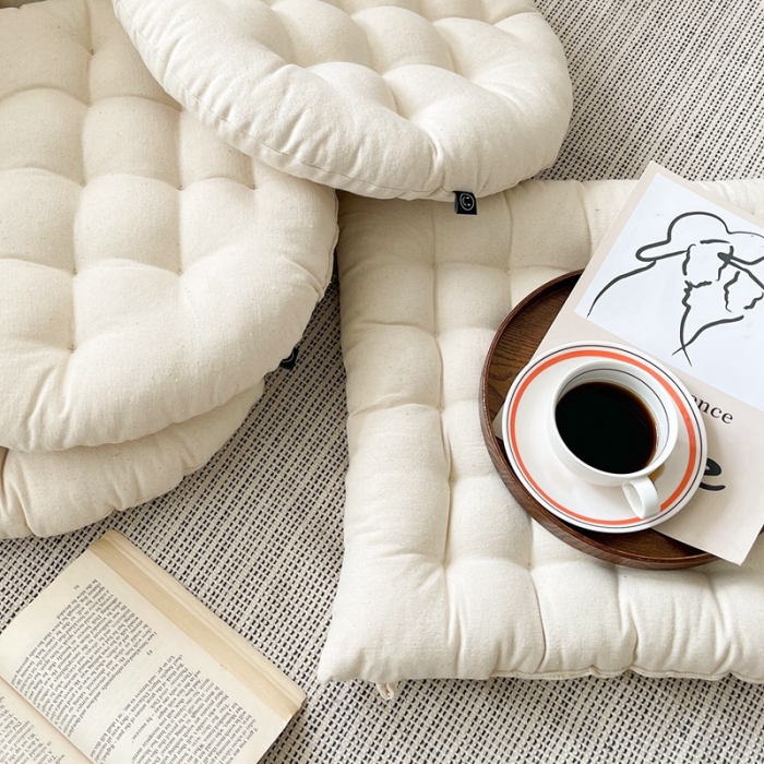 91家纺网 家纺一手货源 找家纺 （总）美茉家居 2022新款闲趣日式多针坐垫