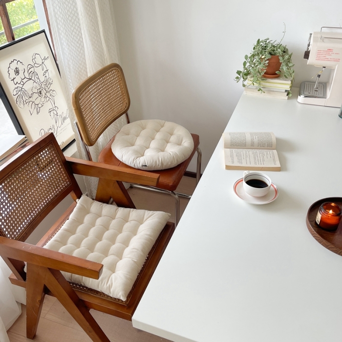 91家纺网 家纺一手货源 找家纺 （总）美茉家居 2022新款闲趣日式多针坐垫