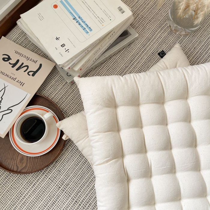 91家纺网 家纺一手货源 找家纺 美茉家居 2022新款闲趣日式多针坐垫 方形