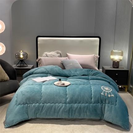 91家纺网 家纺一手货源 找家纺 （总）兄弟坊 2022新款牛奶绒纯色刺绣冬被-玫瑰系列