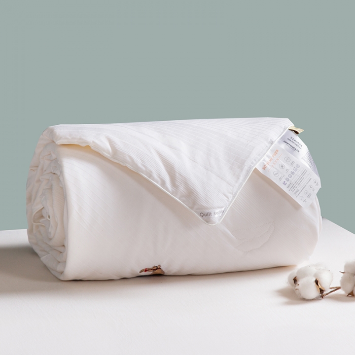 91家纺网 家纺一手货源 找家纺 薇玛仕 2023新款A类母婴抗菌绣花大豆被冬被 本白