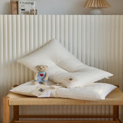 91家纺网 家纺一手货源 找家纺 （总）境月 2022年新款苒秋质璞低度养护枕-学生款