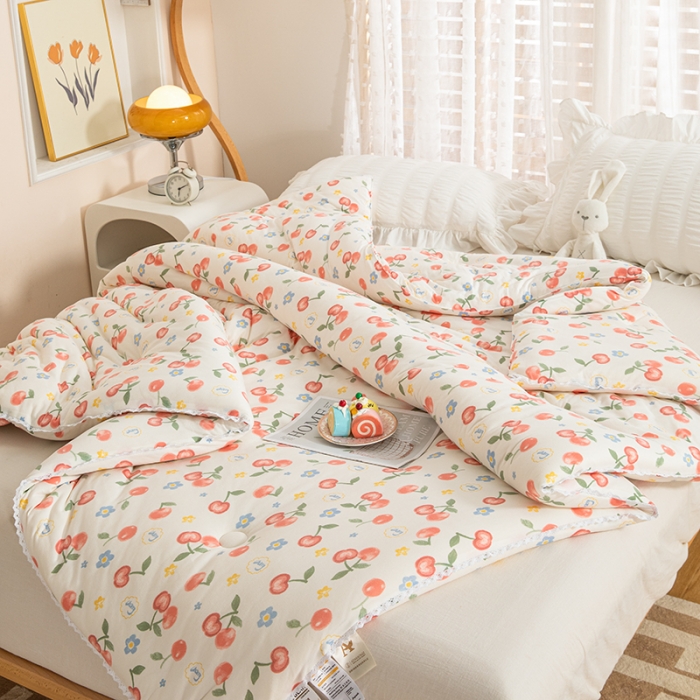 91家纺网 家纺一手货源 找家纺 芯恋 2025新款针织棉大豆被子被芯春秋加厚冬被浪漫春日