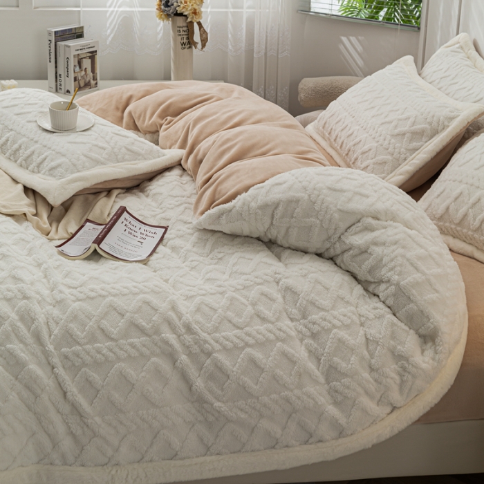 91家纺网 家纺一手货源 找家纺 潮邦 2025【含买家秀】塔芙绒牛奶绒轻奢保暖四件套 塔芙白