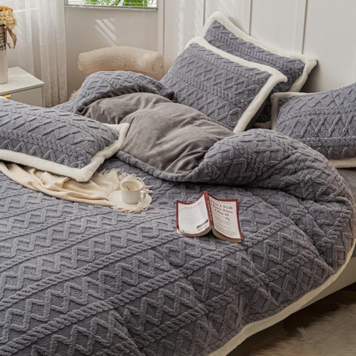 91家纺网 家纺一手货源 找家纺 潮邦2025【含买家秀】塔芙绒牛奶绒轻奢保暖四件套 塔芙蓝灰