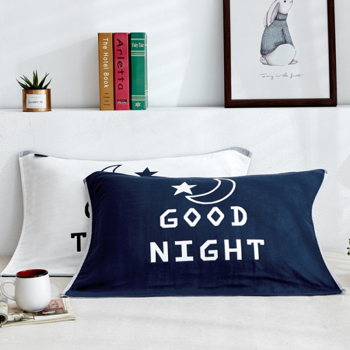 91家纺网 家纺一手货源 找家纺 朴尔 2022新款全棉四层纱布大版花独版枕巾（一对） 晚安先生-藏青（50*80）