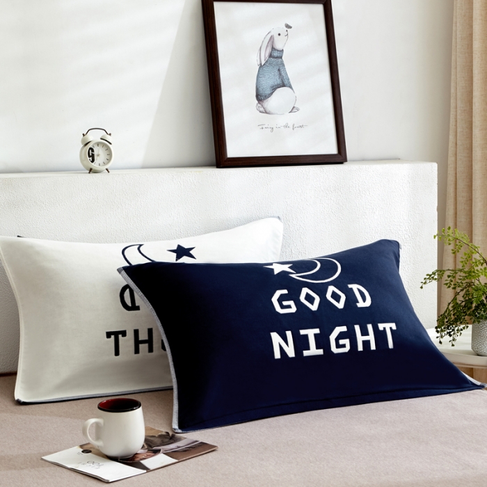 91家纺网 家纺一手货源 找家纺 朴尔 2022新款全棉四层纱布大版花独版枕巾（一对） 晚安先生-藏青（50*80）