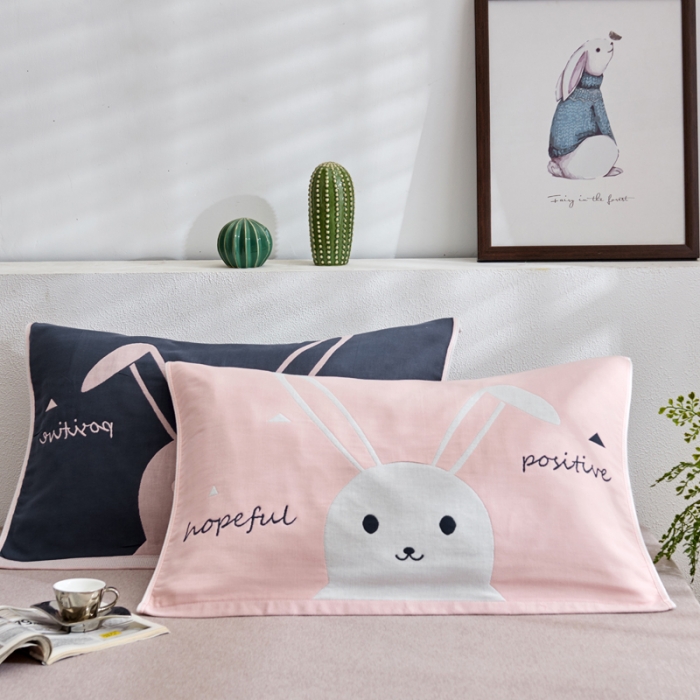 91家纺网 家纺一手货源 找家纺 朴尔 2022新款全棉四层纱布大版花独版枕巾（一对） 长耳兔（50*80）