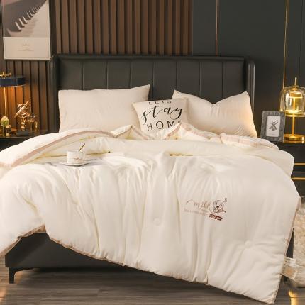 91家纺网 家纺一手货源 找家纺 （总）印季 2023新款牛奶味大豆被