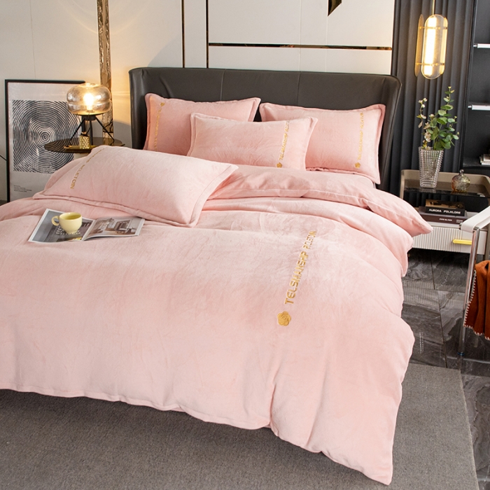 91家纺网 家纺一手货源 找家纺 斯卡诺直播爆款高克重纯色极简加厚牛奶绒四件套 山茶花-蜜桃粉