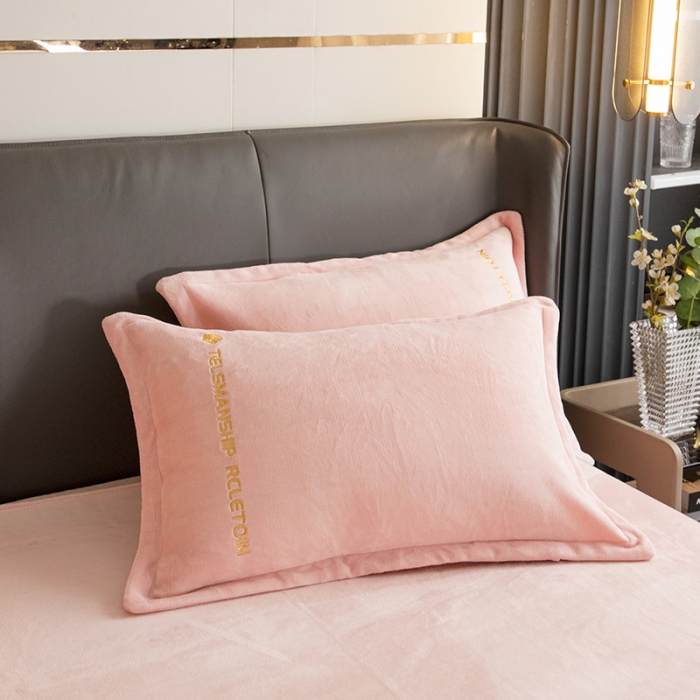 91家纺网 家纺一手货源 找家纺 斯卡诺直播爆款高克重纯色极简加厚牛奶绒四件套 山茶花-蜜桃粉