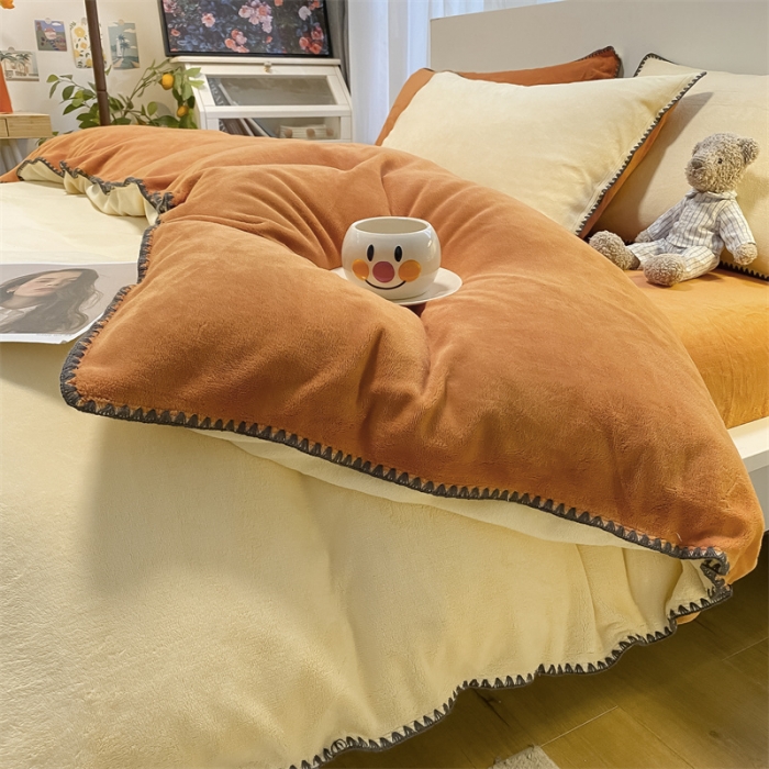 91家纺网 家纺一手货源 找家纺 眠帛家居 2022新款牛奶绒贝壳边四件套 奶黄-焦糖