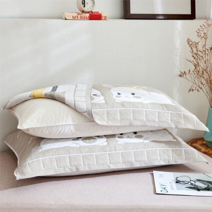 91家纺网 家纺一手货源 找家纺 朴尔 2022新款三层纱布枕巾（一对） 灯下萌宠-灰（52*78）