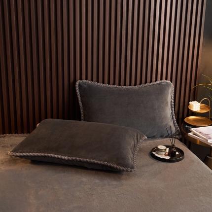 91家纺网 家纺一手货源 找家纺 （总）闲鱼 2025款高克重欧式包边牛奶绒枕套一对