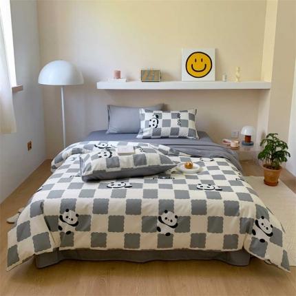 91家纺网 家纺一手货源 找家纺 金丝鸟 2022新款秋冬全棉印花系列四件套 宝宝熊 灰