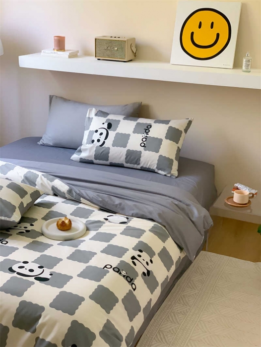 91家纺网 家纺一手货源 找家纺 金丝鸟 2022新款秋冬全棉印花系列四件套 宝宝熊 灰