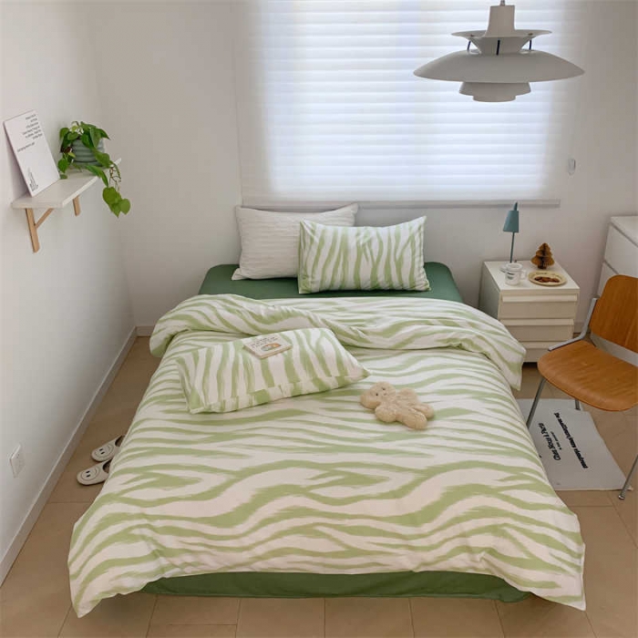 91家纺网 家纺一手货源 找家纺 金丝鸟 2022新款秋冬全棉印花系列四件套 绿斑马