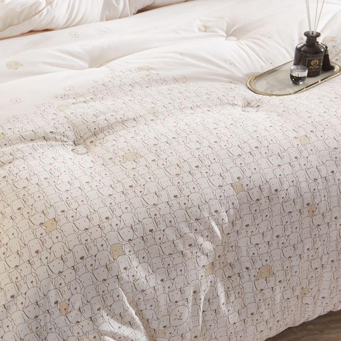 91家纺网 家纺一手货源 找家纺 素玖抱枕被2023新款全棉时尚印花大豆被被子被芯 旺财狗