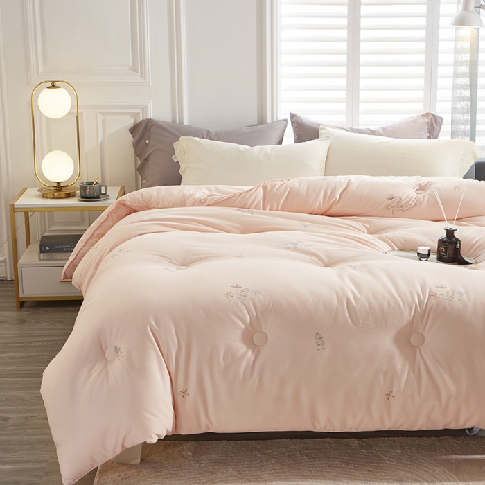 91家纺网 家纺一手货源 找家纺 素玖抱枕被2023新款全棉时尚印花大豆被被子被芯 小清新-玉