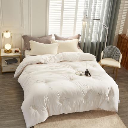 91家纺网 家纺一手货源 找家纺 素玖抱枕被2023新款全棉时尚印花大豆被被子被芯 小清新-白