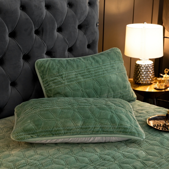 91家纺网 家纺一手货源 找家纺 凡客家居 2022新款加厚牛奶绒夹棉床笠 草绿