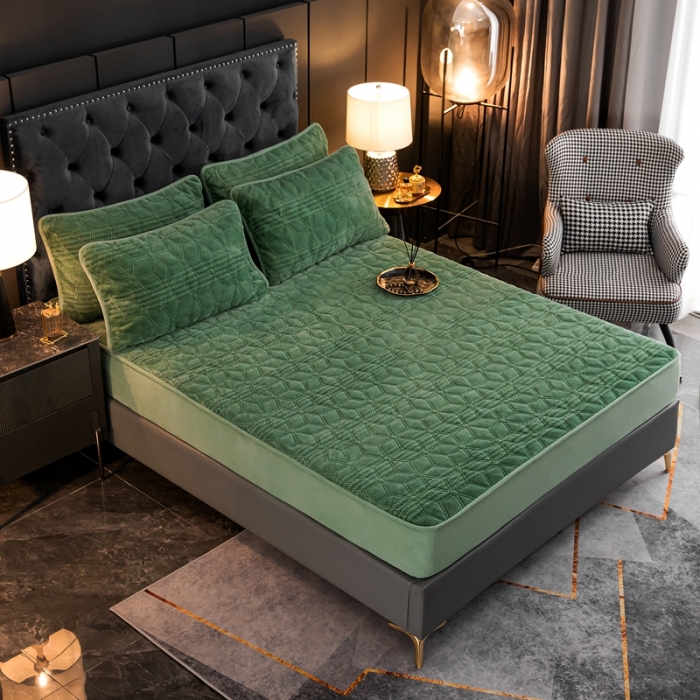 91家纺网 家纺一手货源 找家纺 凡客家居 2022新款加厚牛奶绒夹棉床笠 草绿