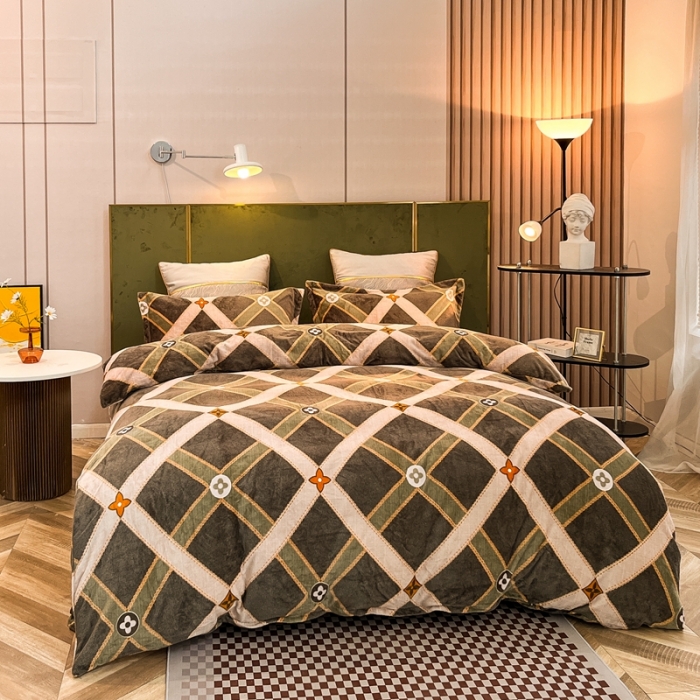 91家纺网 家纺一手货源 找家纺 凡客家居 2022新款牛奶绒印花系列四件套 爱丁堡-绿