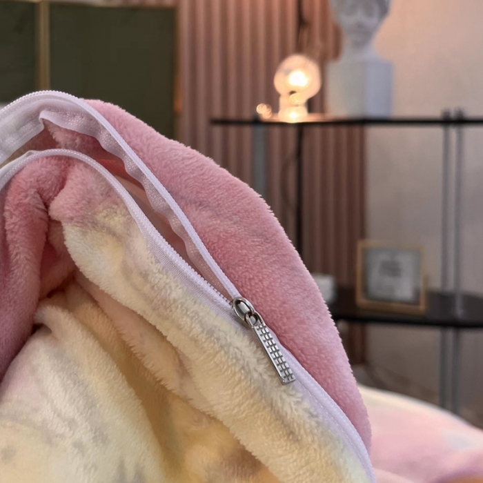 91家纺网 家纺一手货源 找家纺 凡客家居 2022新款牛奶绒印花系列四件套 诺拉