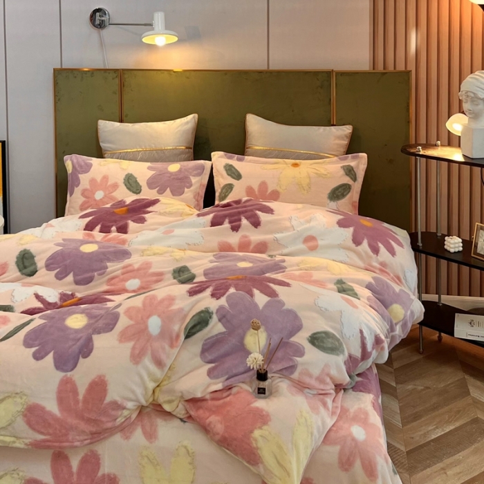 91家纺网 家纺一手货源 找家纺 凡客家居 2022新款牛奶绒印花系列四件套 诺拉