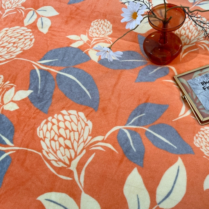 91家纺网 家纺一手货源 找家纺 凡客家居 2022新款牛奶绒印花系列四件套 秋意-桔